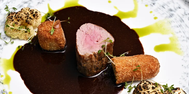 Jako hlavní chod si dáte telecí filet mignon.