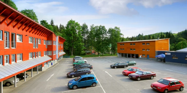 Aktivní dovolená ve Špindlerově Mlýně: pobyt s polopenzí, aquapark, slevy