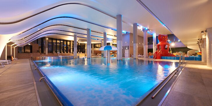 5* odpočinek u Baltu: hotel u pláže, jídlo, bazény, sauny i procedury