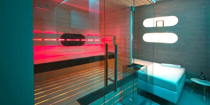 Privátní wellness jen pro vás dva: finská sauna, vířivka i lahev sektu