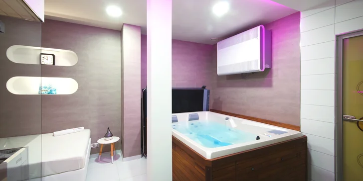 Privátní wellness jen pro vás dva: finská sauna, vířivka i lahev sektu