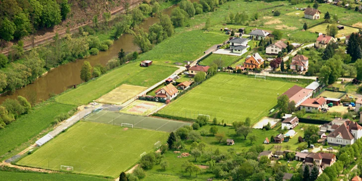 Pobyt v Posázaví s českou kuchyní a sportovním vyžitím