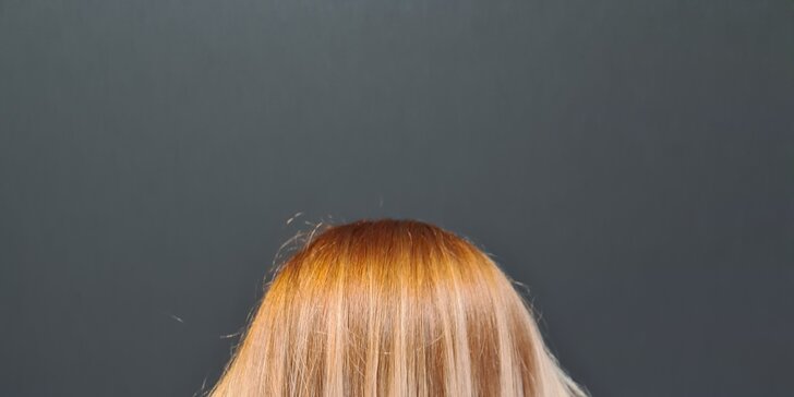 Barvení, precizní střih i dobarvování odrostů pro všechny délky vlasů