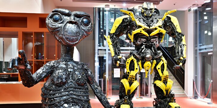 Galerie ocelových figurín: sci-fi a komiksoví superhrdinové, auta i dinosauři