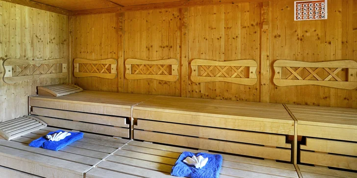 Na lyže do Švýcarska: 4* Silvretta Parkhotel se snídaní a wellness