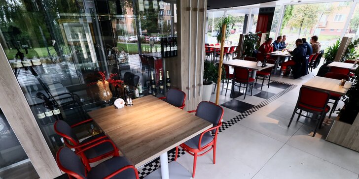 Italská restaurace La Strada: otevřené vouchery na 500 nebo 1 000 Kč
