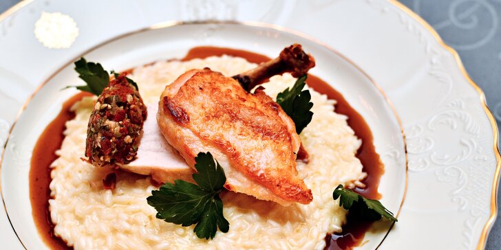 5* menu podle výběru pro dva v Grandhotelu Bohemia: losos, flambované kachní prso i kokosový krém