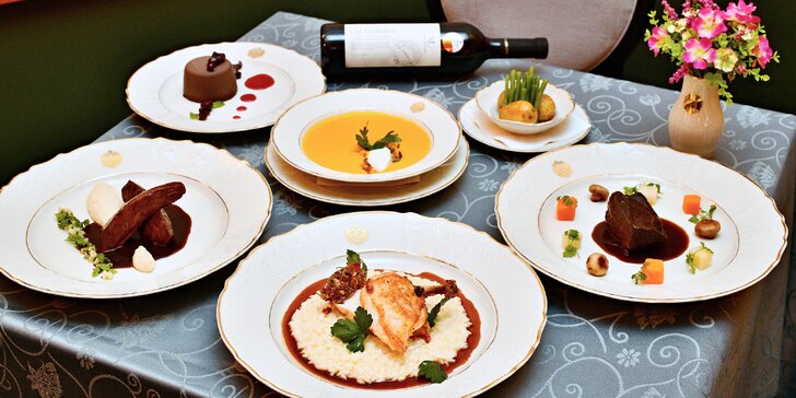 5* menu podle výběru pro dva v Grandhotelu Bohemia: losos, flambované kachní prso i kokosový krém