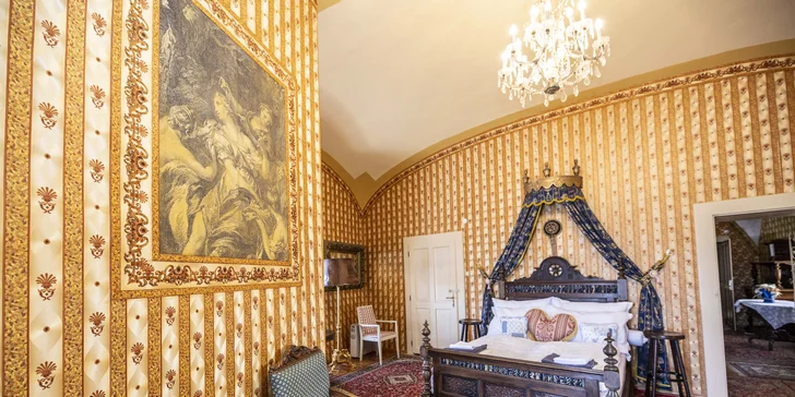 Romantický pobyt v historickém apartmánu na zámku Letovice vč. prohlídky a lahve sektu
