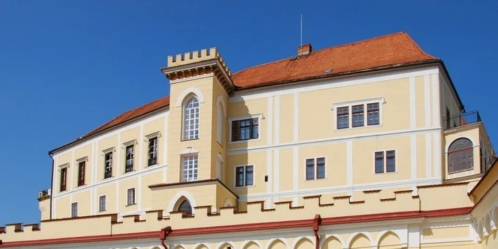 Romantická noc v zámeckých apartmánech Letovice