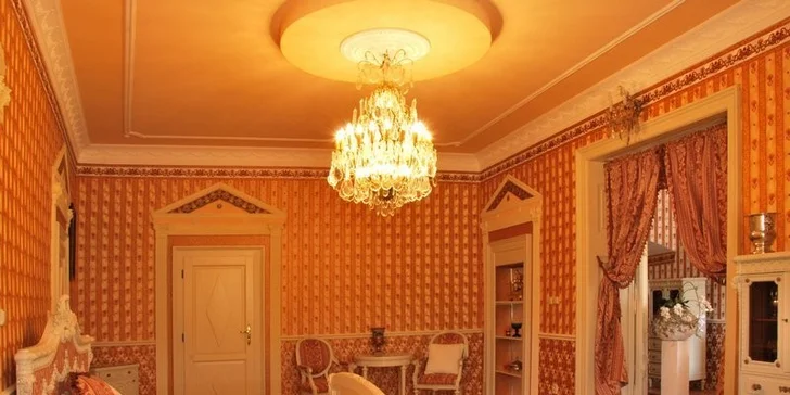 Romantická noc v zámeckých apartmánech Letovice