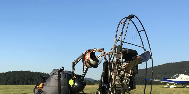 Jako v nebi: seznamovací let na motorovém padáku na 20 nebo 40 minut