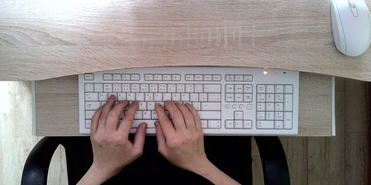 Psaní všemi deseti: 10 lekcí online kurzu pro úplné začátečníky