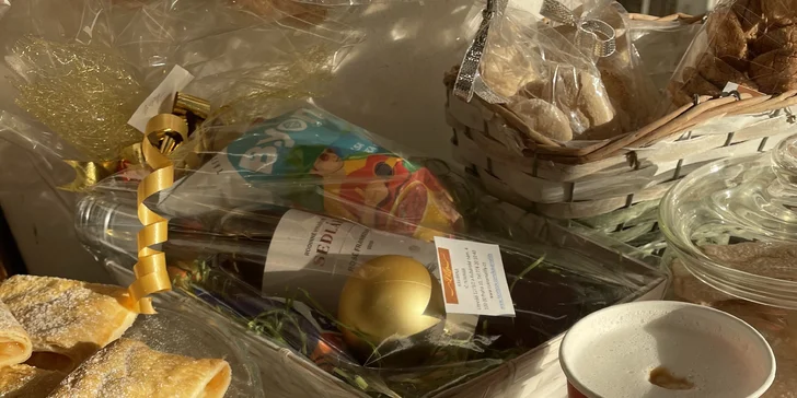 Sladké chvíle ve Vršovicích: Báječný zákusek a nápoj podle vašeho gusta
