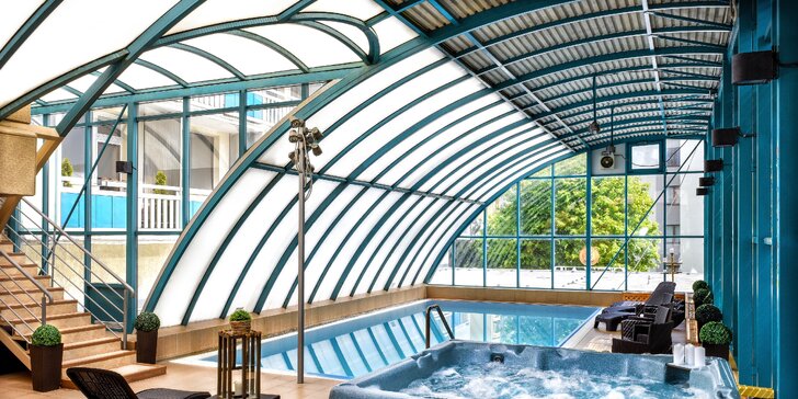 Relaxace v Piešťanech: polopenze, neomezený vstup do bazénu i wellness