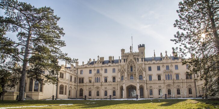 Skvělý relax v Lednici: hotel u zámku, snídaně, víno i vířivka