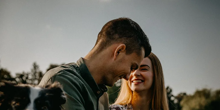 Fotografování v exteriéru: rodinné, párové i těhotenské, 15 až 25 fotografií