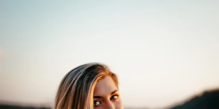 Portrétní, párové či těhotenské focení v exteriéru, 15 fotografií