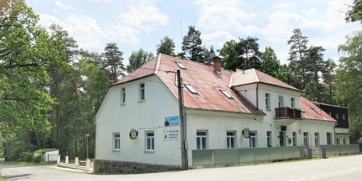 Relax v útulném penzionu na Domažlicku se snídaní a masáží