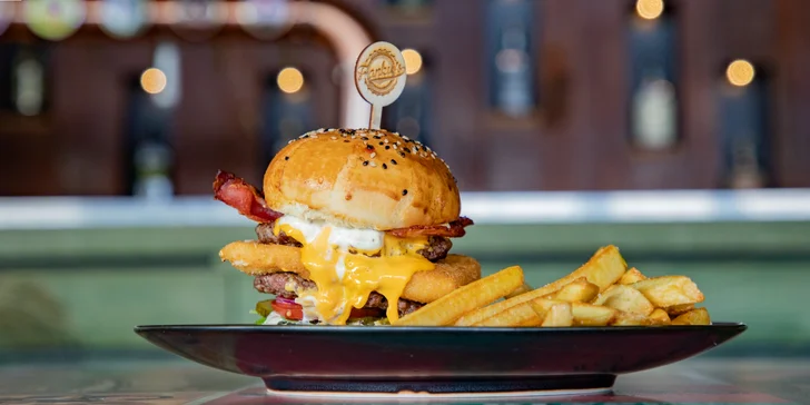 Royal Double Cheese Burger v domácí sezamové bulce pro 1 nebo 2 osoby
