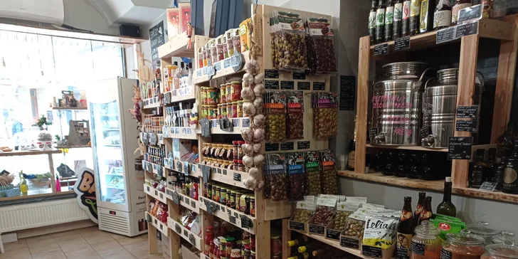 Řecké vegetariánské dobroty na odnos s sebou: porce pro 1 nebo 2 osoby či celý talíř