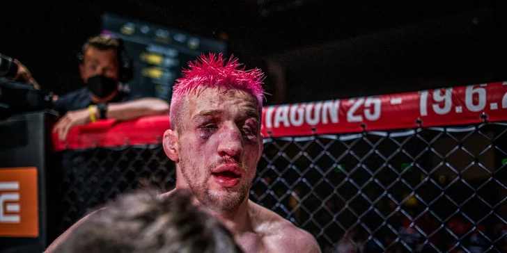 Soukromý trénink s Davidem "Pink Pantherem" Kozmou: lekce MMA pro jednoho i dva rváče