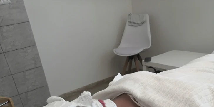 Lash lifting i výživa na přírodní řasy pro zvětšení objemu včetně barvení