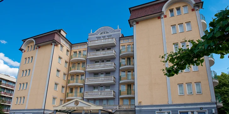 Pobyt v maďarském Hévízu kousek od břehu Balatonu: polopenze a neomezený wellness