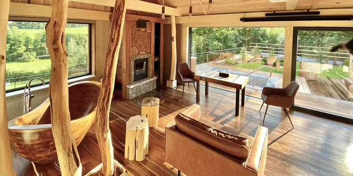 3 hodiny v luxusním wellness apartmánu pro 2–4 osoby: sauna, vířivka, jezírko a naprosté soukromí