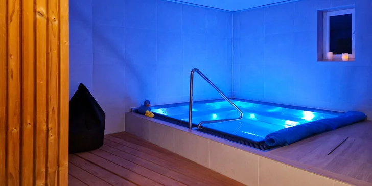 Oázou klidu se stane místní wellness centrum, kde vás se správnou variantou čeká hodina privátní využití vířivky a finské sauny.
