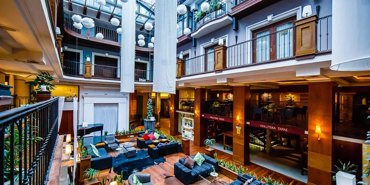 Luxusní hotel v polském Řešově: snídaně či polopenze, wellness a památky
