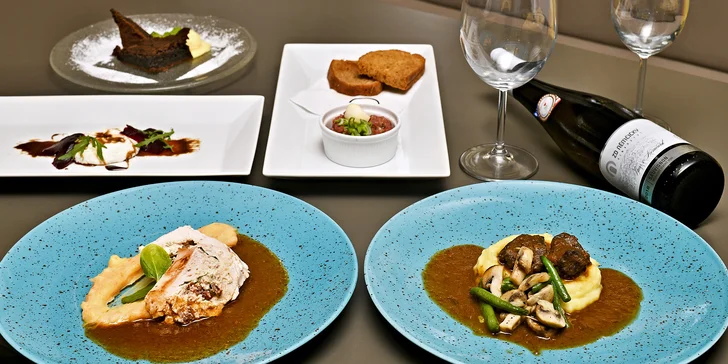 5chodové degustační menu u náplavky: tatarák, kuřecí stehno i zvěřinové ragú