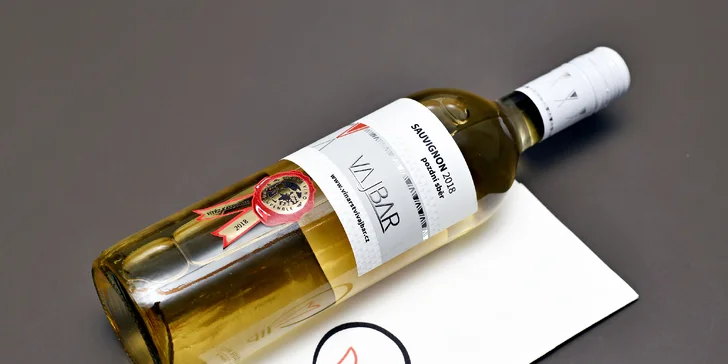 5chodové degustační menu u náplavky pro dva: dančí ragú, vepřové rillettes, roastbeef i lívance