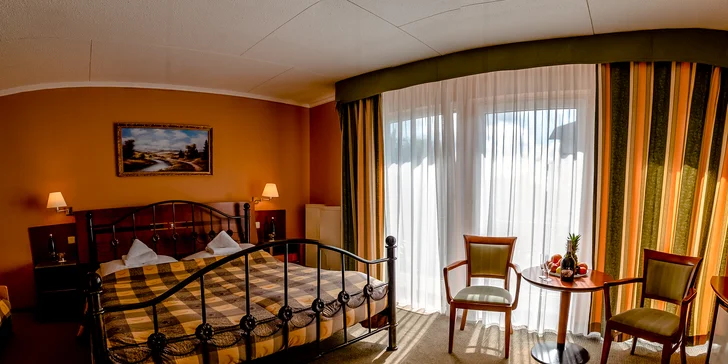 Odpočinek v klidné části Mariánských Lázní: hotel s polopenzí i s wellness procedurami