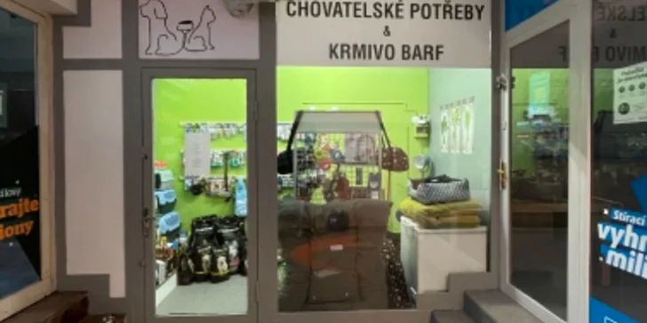 Mražené čisté maso pro zvířata: 2 kg drůbežího či hovězího s vepřovým nebo 4 kg mixu