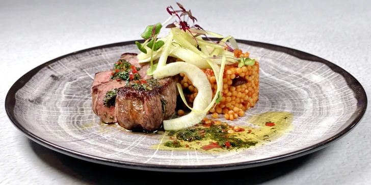 5chodové sezónní menu a lahev prosecca v italské restauraci pro 2 osoby