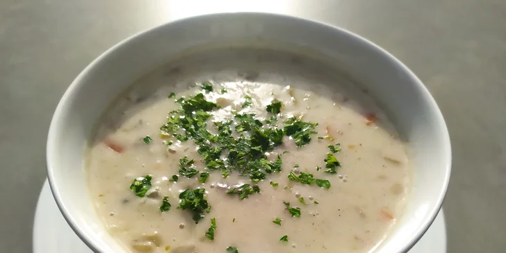 Svatomartinské menu pro dva: kachní stehno se zelím a knedlíky, husí kaldoun i jatýrka, tlačené koláče