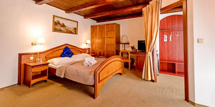 Odpočinek v klidné části Mariánských Lázní: hotel s polopenzí i s wellness procedurami