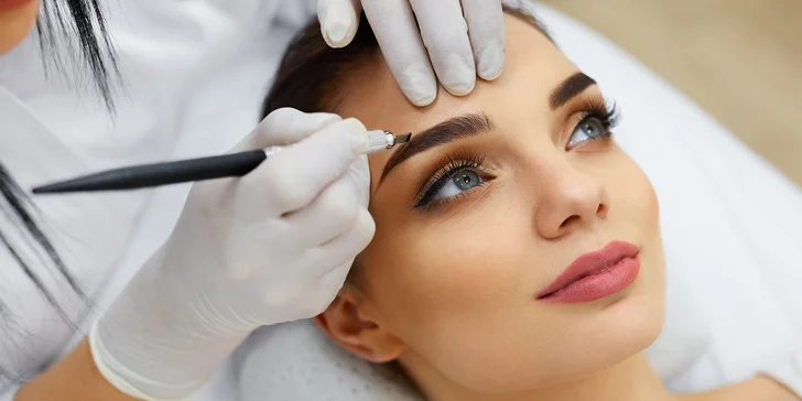 Permanentní make-up obočí pudrovou technikou