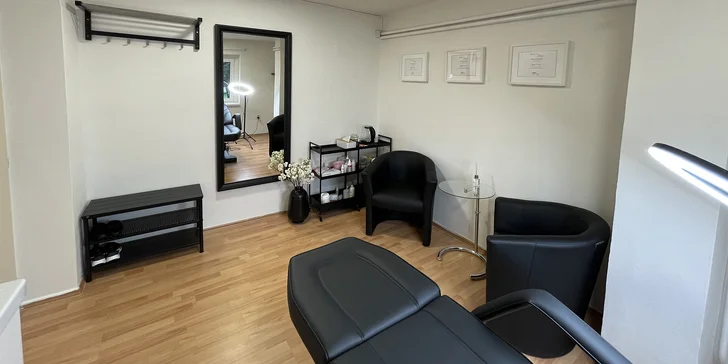 Permanentní make-up obočí pudrovou technikou