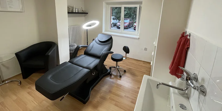 Permanentní make-up obočí pudrovou technikou
