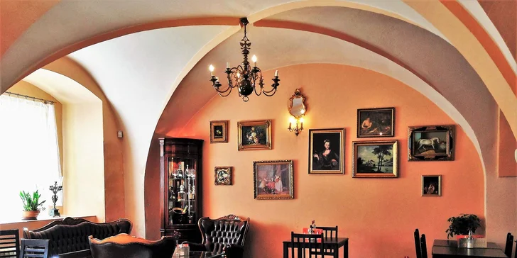 Luxusní apartmá na zámku ve Světlé nad Sázavou včetně prohlídky zámku