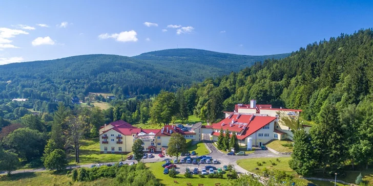 Blahodárný relax v polských Jizerských horách: polopenze, wellness i masáže