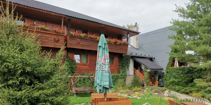 Objevte krásy Beskyd: pobyt s polopenzí a privátním wellness či pivní koupelí