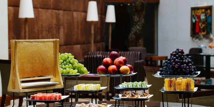 5* hotel ve Varšavě: neomezený vstup do wellness, balíčky se snídaní i polopenzí