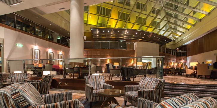 5* hotel ve Varšavě: neomezený vstup do wellness, balíčky se snídaní i polopenzí