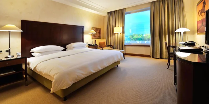 5* hotel ve Varšavě: neomezený vstup do wellness, balíčky se snídaní i polopenzí