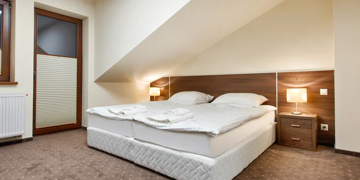 Moderní horský hotel u Zakopaného: snídaně a vstupy do termálů