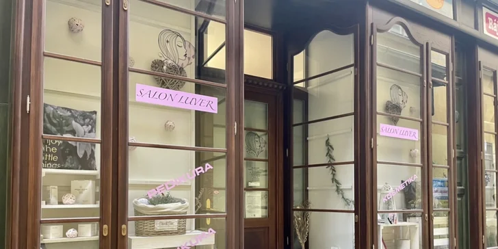 Relax pro ženy: klasická, relaxační či havajská masáž v délce 55 minut