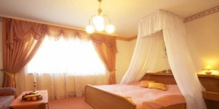 499 Kč za apartmá s vířivkou PRO DVA v hodnotě 1500 Kč. Dvě hodiny romantiky, lahev sektu i čerstvé jahody.